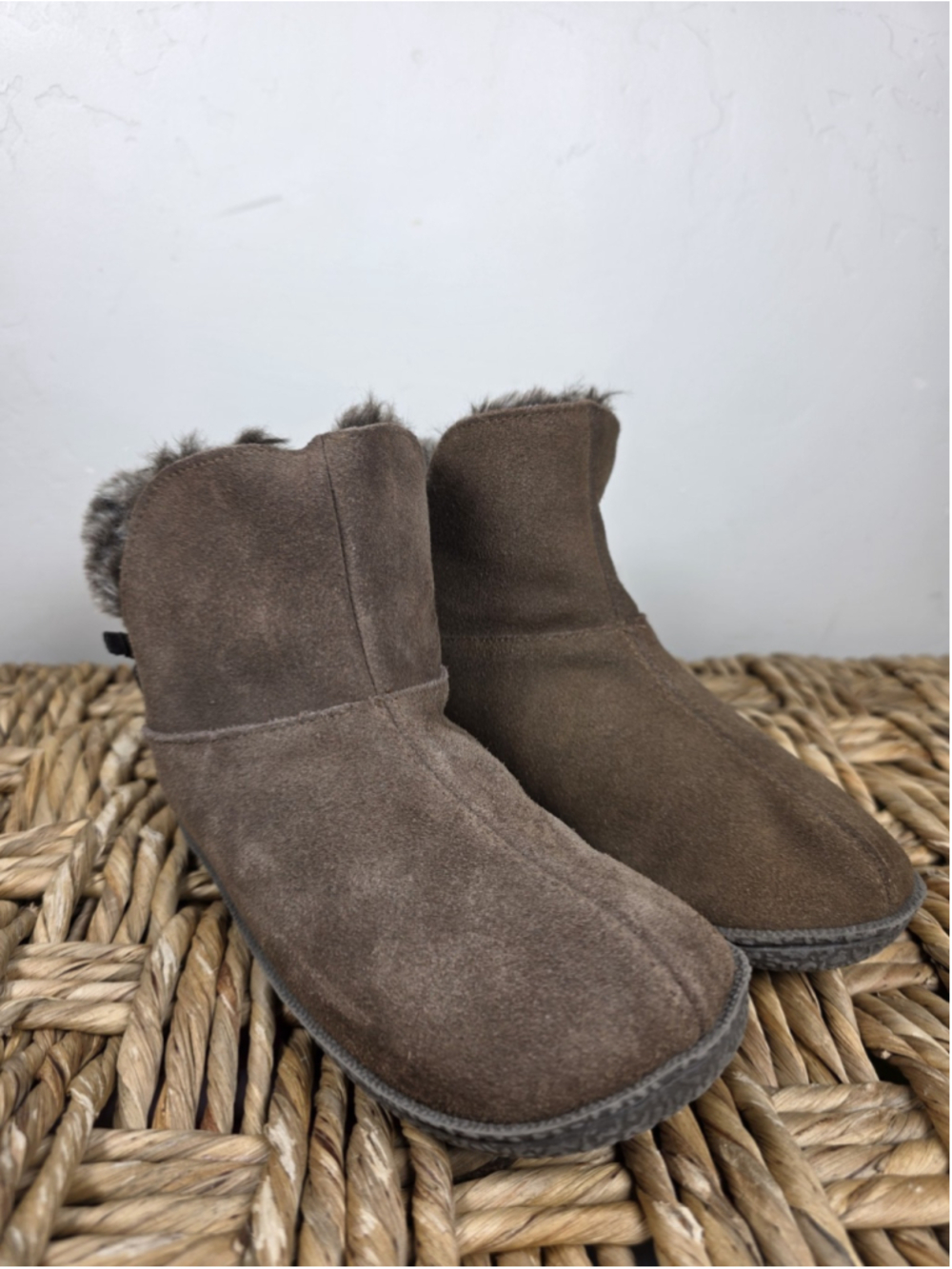 Natural Reflections Womens 7 Brown Suede Faux Fur Ankle Boots Foldover Cuff READ